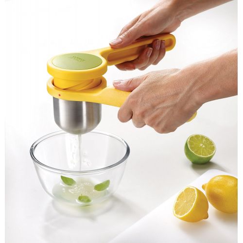 조셉조셉 Joseph Joseph 20101 Helix Citrus Juicer Ergonomic Twist-Action Hand Press Stainless Steel, Yellow