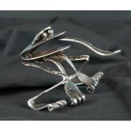 JustTiggingAround Small Frog, Metal Garden Art, Flatware Art, Metal Sculptures, Silverware Art, Spoon Art, Home Decor, Unique Gifts Weldning Art, Figurine