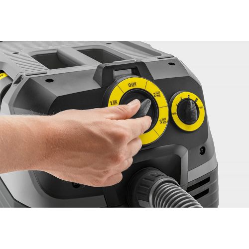  KSW-Karcher KAERCHER Nass- und Trockensauger NT 30/1 Tact Te L 1.148-211.0 inkl. Werkzeugmuffe & SET007 bestehend aus extra langer Fugenduese, Saugpinsel & Polsterduese