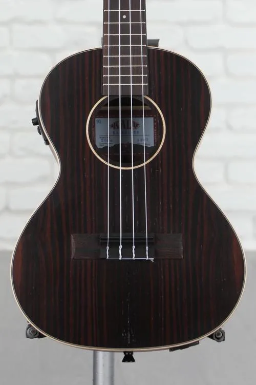  Kala KA-EBY-TE Tenor Ukulele - Striped Ebony Demo