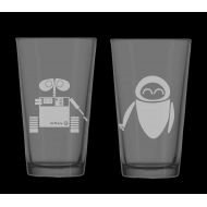 /KelMacDesigns Wall E and Eve inspired etched pint glasses