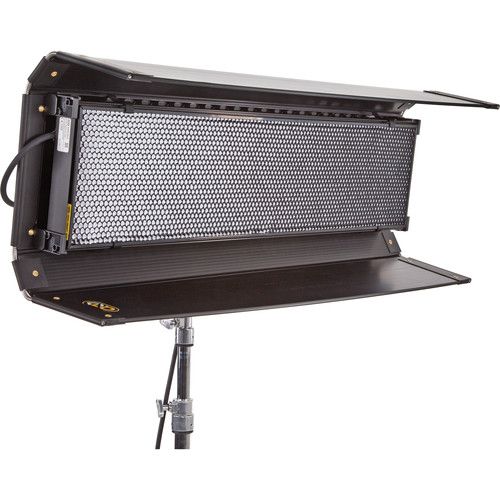  Kino Flo FreeStyle 31 LED DMX Kit with Flight Case