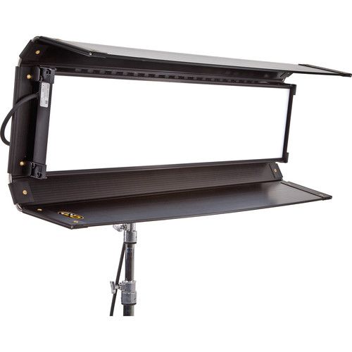  Kino Flo FreeStyle 31 LED DMX Kit with Flight Case