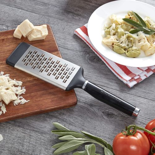 키친에이드 키친에이드KitchenAid KE320OHOBA Classic Etched Medium Grater, One Size, Black 2