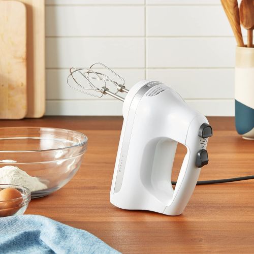 키친에이드 키친에이드KitchenAid KHM512WH 5-Speed Ultra Power Hand Mixer, White