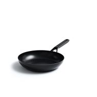 KitchenAid Classic Frying Pan, Non Stick Aluminium Pan with Stay-Cool Handle - Induction and Oven Safe Cookware - 24 cm