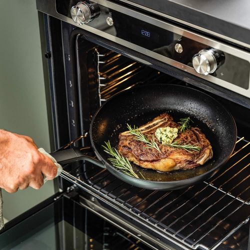 키친에이드 KitchenAid Classic Wok, Non-Stick Aluminium Open Wok with Stay-Cool Handle - Induction, Oven & Dishwasher Safe - 28 cm