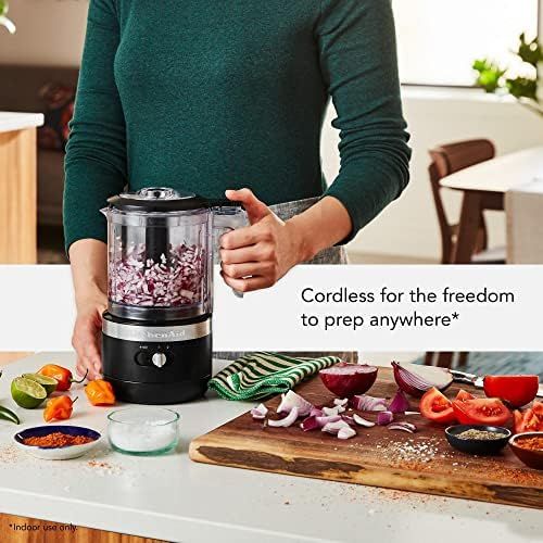 키친에이드 [아마존베스트]KitchenAid KFCB519BM Cordless Chopper, 5 cup, Black Matte