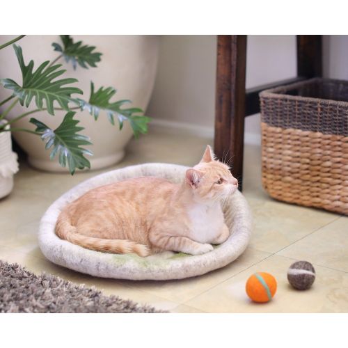  Kittycentric Cozy Cat Cave Bed- Handmade 100% Felted Wool