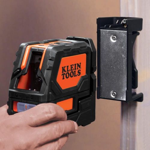  Klein Tools 93LCLS Laser Level, Self Leveling, Cross Line Level with Plumb Spot and Magnetic Mounting Clamp