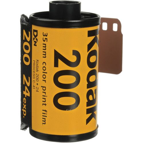  Kodak GOLD 200 Color Negative Film (35mm Roll Film, 24 Exposures, 3-Pack)