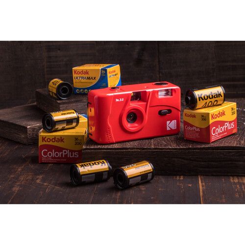  Kodak M35 Film Camera with Flash (Flame Scarlet)