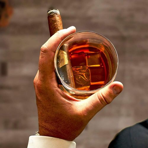  [아마존베스트]Old Fashioned Whiskey Glass, Kollea Cigar Whiskey Glass with Cigar Rest Holder, Gift for Men Who Have Everything, Elegant Gift Box for Christmas, New Year, Thanksgiving, Birthday (