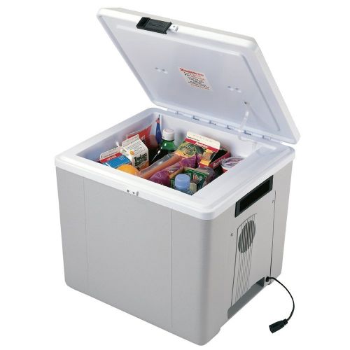  Koolatron 29 qt. Voyager Cooler