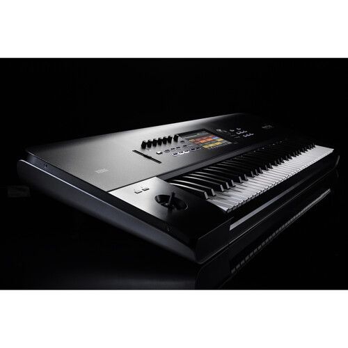  Korg Nautilus AT 61-Key Music Workstation with Aftertouch