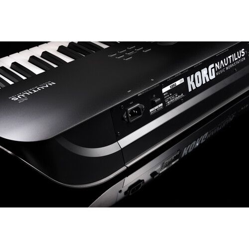  Korg Nautilus AT 61-Key Music Workstation with Aftertouch