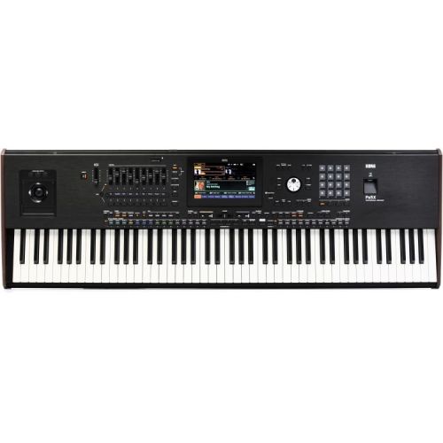  Korg Pa5X 88 88-key Arranger Workstation Essentials Bundle