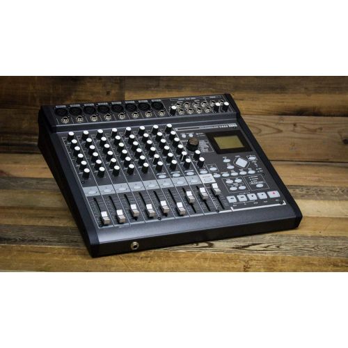  Korg D888 Digital Audio Multi Track Recorder