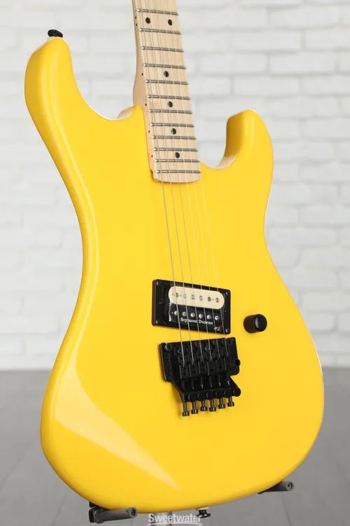  Kramer Baretta Electric Guitar - Bumblebee Yellow Demo