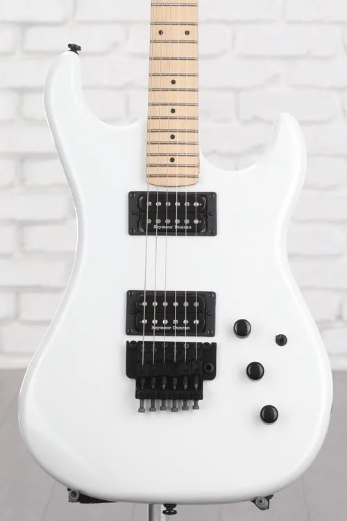 Kramer Pacer Vintage Electric Guitar - Pearl White Demo