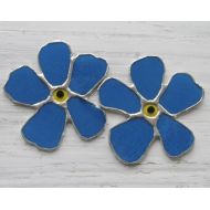 KurtKnudsen Forget-Me-Not Flower- 5 inch stained glass flower