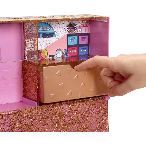  L.O.L. Surprise! 3 in 1 Pop-Up Store, Carrying Case, with 1 Exclusive doll