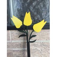 LANDDelements Metal Tulip Garden Stake - Garden Decor - Yard Decoration