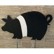 LANDDelements Metal Pig Garden Yard Stake - Garden Decoration - Yard Decoration - Pig Artwork