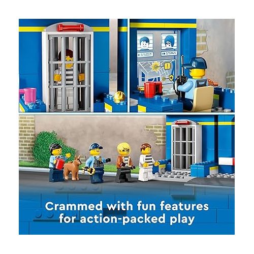  LEGO City Police Station Chase 60370, Playset with Car Toy and Motorbike, Breakout Jail, 4 Minifigures and Dog Figure, Toys for Kids 4 Plus Years Old