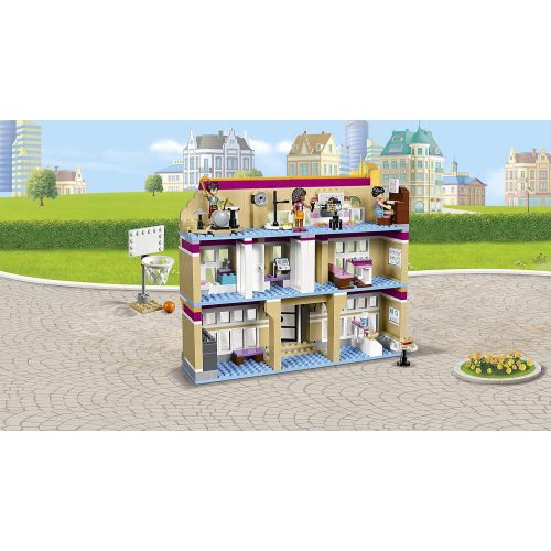  LEGO Friends Heartlake Performance School (41134) by LEGO