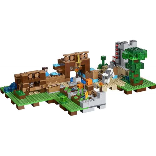  LEGO Minecraft The Crafting Box 2.0 21135 Building Kit (717 Pieces)