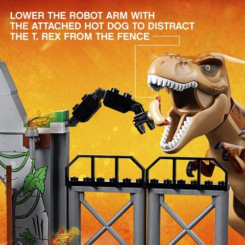  LEGO Juniors/4+ Jurassic World T. rex Breakout 10758 Building Kit (150 Pieces)