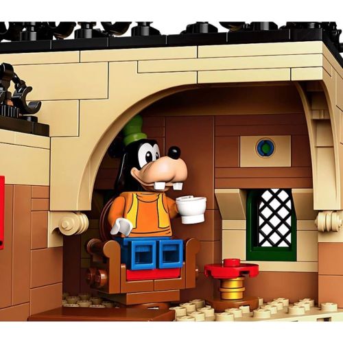  LEGO (71044 Disney Train and Station