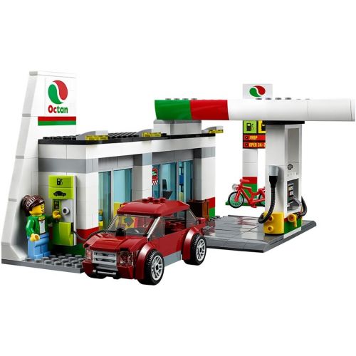  LEGO City Town 60132 Service Station Building Kit (515 Piece)