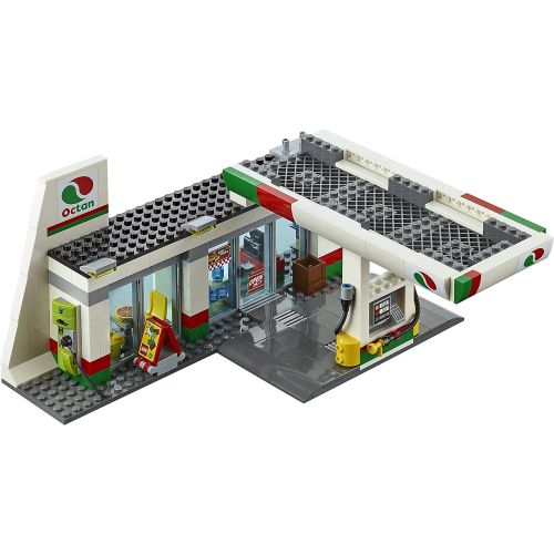  LEGO City Town 60132 Service Station Building Kit (515 Piece)