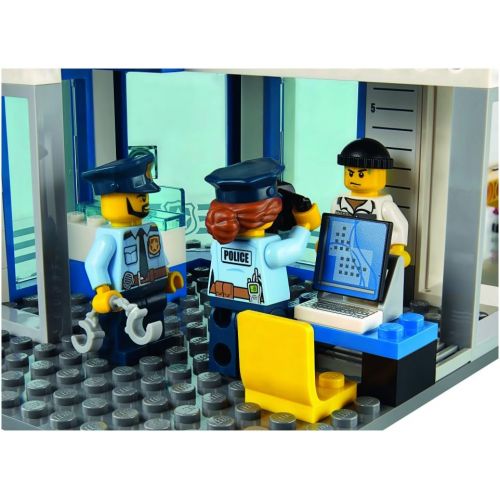  LEGO City Police Station 60141 Building Kit with Cop Car, Jail Cell, and Helicopter, Top Toy and Play Set for Boys and Girls (894 Pieces)