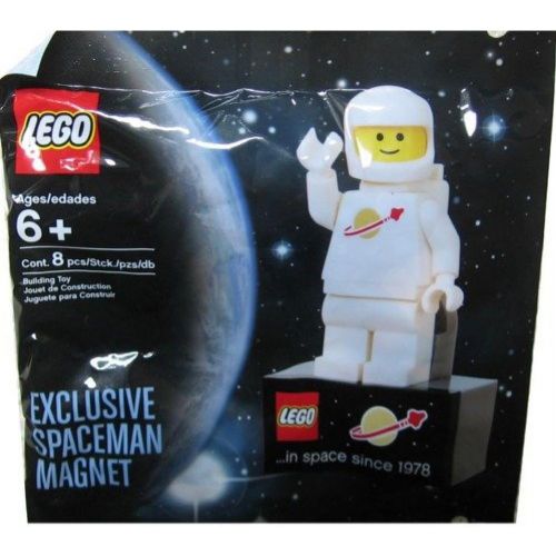  LEGO Exclusive Spaceman Magnet