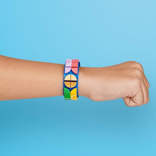  LEGO DOTS Go Team Bracelet 41911, Cool DIY Craft; An Inspiring Kit for Kids who Want to Make Creative Sports Bracelets; Makes a Birthday or Holiday Gift, New 2020 (33 Pieces)
