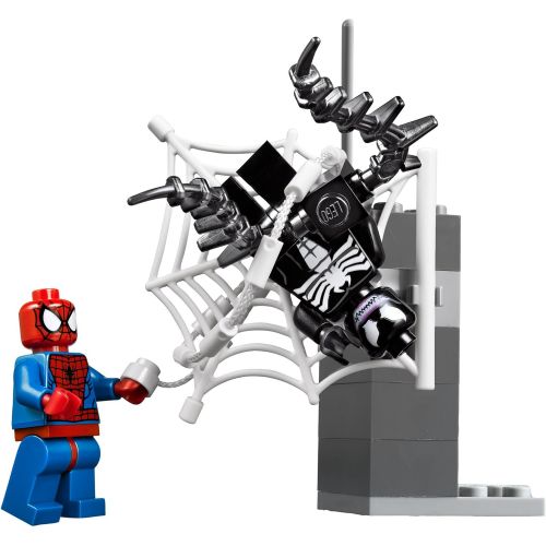  LEGO Juniors 10665: Spider-Man Spider-Car Pursuit