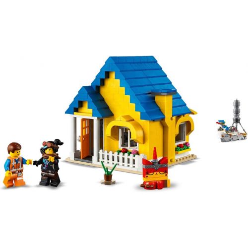  LEGO THE LEGO MOVIE 2 Emmet’s Dream House/Rescue Rocket! 70831 Building Kit, Pretend Play Toy House for kids age 8+ (706 Pieces) (Discontinued by Manufacturer)
