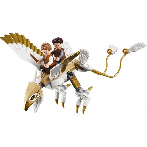  LEGO Fantastic Beasts Newt’s Case of Magical Creatures 75952 Building Kit (694 Pieces) (Discontinued by Manufacturer)