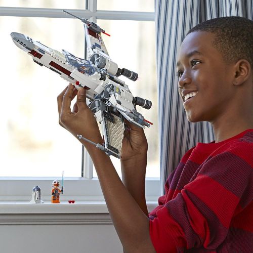  LEGO Star Wars X-Wing Starfighter 75218 Star Wars Building Kit (731 Pieces) (Discontinued by Manufacturer)