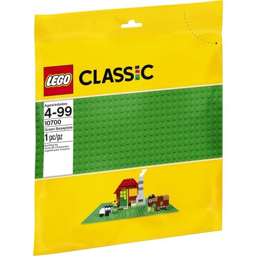  LEGO Classic Green Baseplate 2304 Supplement for Building, Playing, and Displaying LEGO Creations, 10cm x 10cm, Large Building Base Accessory for Kids and Adults (1 Piece)