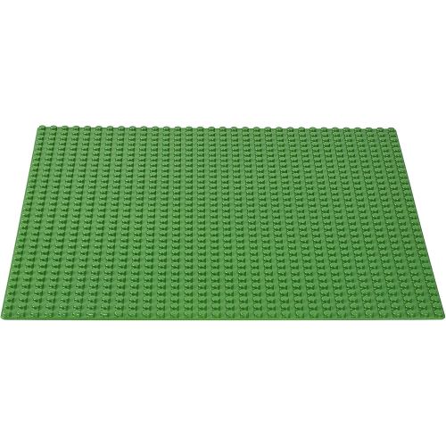  LEGO Classic Green Baseplate 2304 Supplement for Building, Playing, and Displaying LEGO Creations, 10cm x 10cm, Large Building Base Accessory for Kids and Adults (1 Piece)
