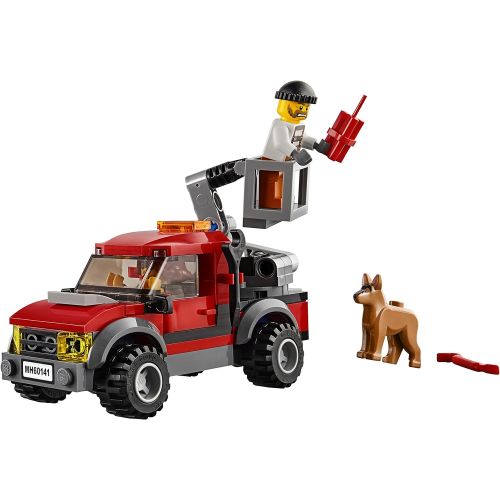  [무료배송]2일배송/레고시 경찰서 건물 키트 60141  LEGO City Police Station 60141 Building Kit with Cop Car, Jail Cell, and Helicopter, Top Toy and Play Set for Boys and Girls (894 Pieces) (Discontinued by Manufacturer)