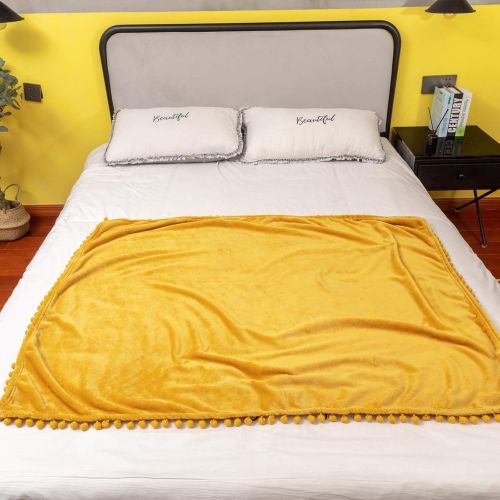  [아마존베스트]LOMAO Flannel Blanket with Pompom Fringe Lightweight Cozy Bed Blanket Soft Throw Blanket fit Couch Sofa Suitable for All Season(Mustard Yellow, 40x 50)