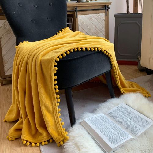  [아마존베스트]LOMAO Flannel Blanket with Pompom Fringe Lightweight Cozy Bed Blanket Soft Throw Blanket fit Couch Sofa Suitable for All Season(Mustard Yellow, 40x 50)