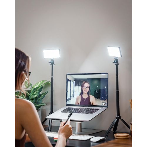  [아마존베스트]Lume Cube Broadcast Lighting Kit | Self Broadcasting and Live Streaming | Video Conferencing | Remote Working | Zoom Call Lighting
