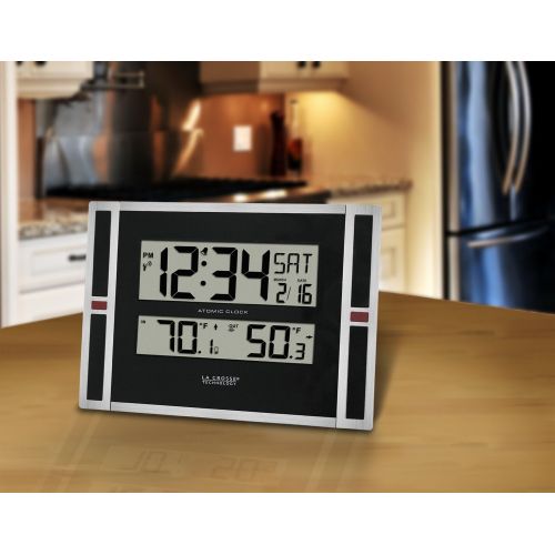  La Crosse Technology 513-149 11 inch Atomic digital wall clock with temperature