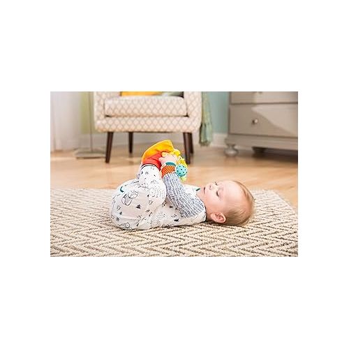  Lamaze Gardenbug - Baby Foot Finder Socks & Wrist Rattle Set - Sensory Development Toys - Newborn Baby Essentials